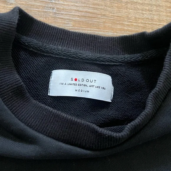 Soldout.nyc Organic Cotton Puff Sleeve Sweatshirt | Black | Womens Medium - Picture 3 of 15